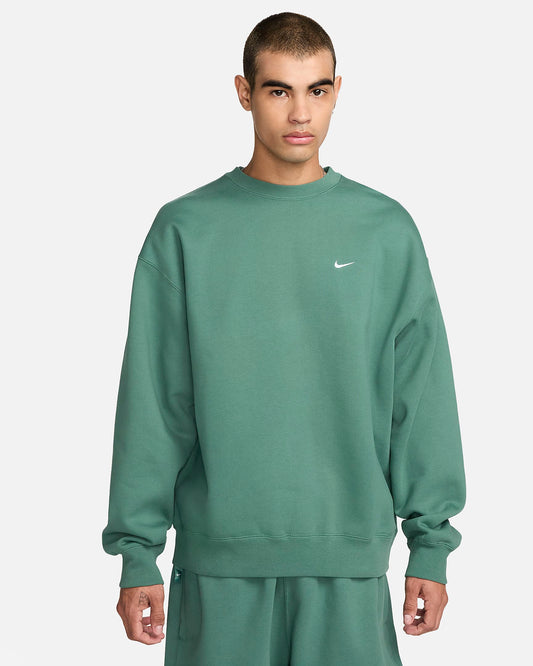 Nike Solo Swoosh